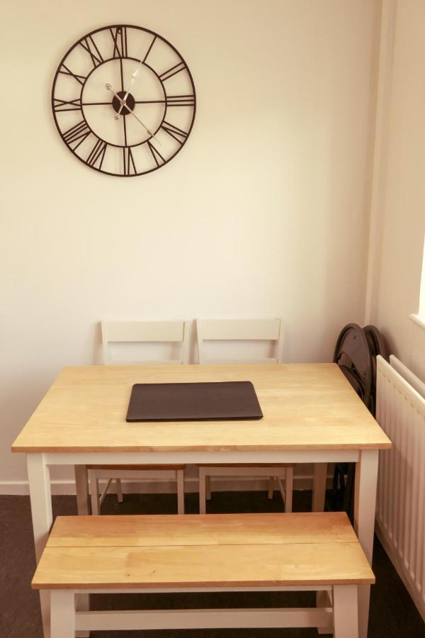 Home In Longwell Green Warmley 外观 照片